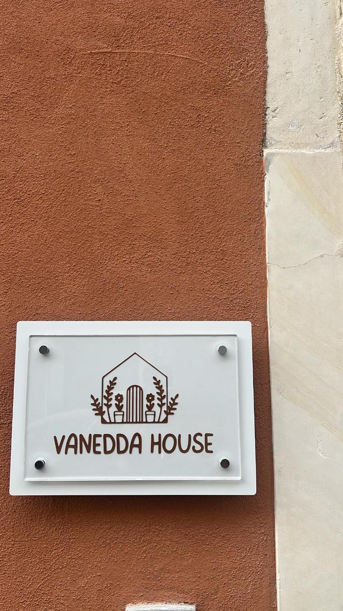 דירות קטאניה Vanedda House מראה חיצוני תמונה